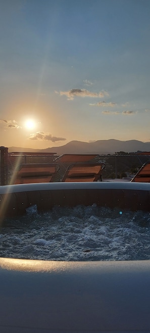 Bain à remous extérieur