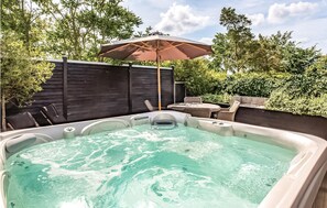 hot-tub