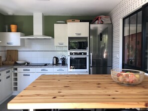 Grande cuisine lumineuse