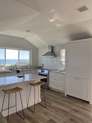 Fully equipped Kitchen with State of the Art Appliances & Endless Ocean Views! 