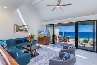 Premier Air Conditioned Puu Poa Penthouse Magnificent Ocean View Condo!