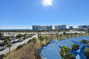 Palms 1617- Balcony View