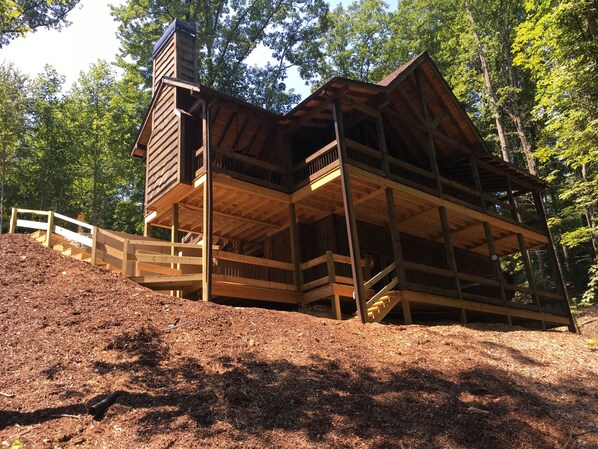 2 Level Cabin and Deck