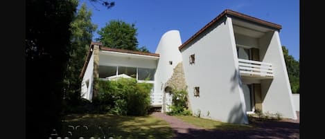 Maison d’architecte avec garage