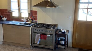 Cooker