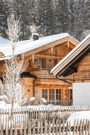 Chalet Kreuzkogel im Winter