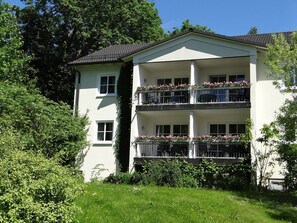 Villa Sonnenhof (Bad Steben)-3 Ferienwohnungen im Sonnehofweg 1