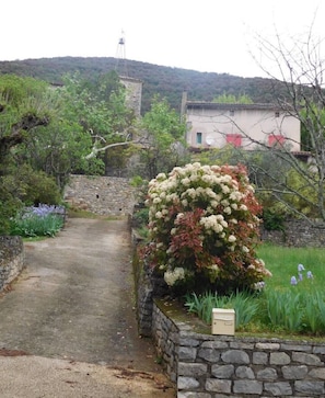 la maison vue de la route