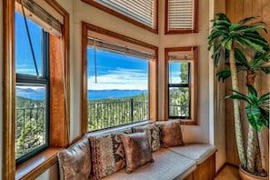 Bay window seating in dining room.