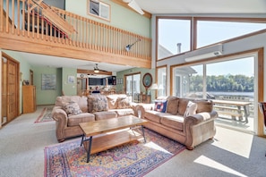 The Open Concept Living and Dining area with Lake Views.