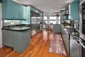 Chef's Kitchen