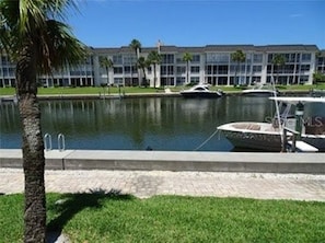 All rooms feature water views