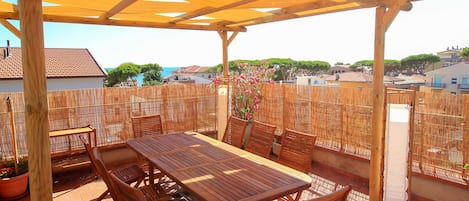 Castiglione della Pescaia - The large terrace of the Anna Apartment