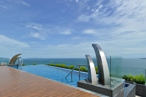 Pattaya Sea View Studio - Best Location