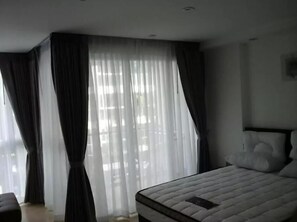 Pattaya-Central Location+Pool-Studio