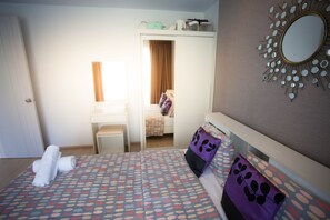 Luxury Poolside in the Heart of Pattaya