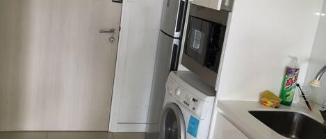 washing machine  and refrigerator 