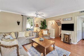 Seascape 3065 - Living Area
