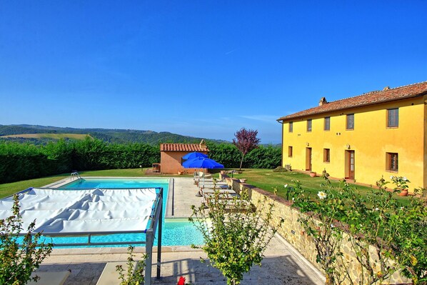 Main Entrance, Outdoor, Pool