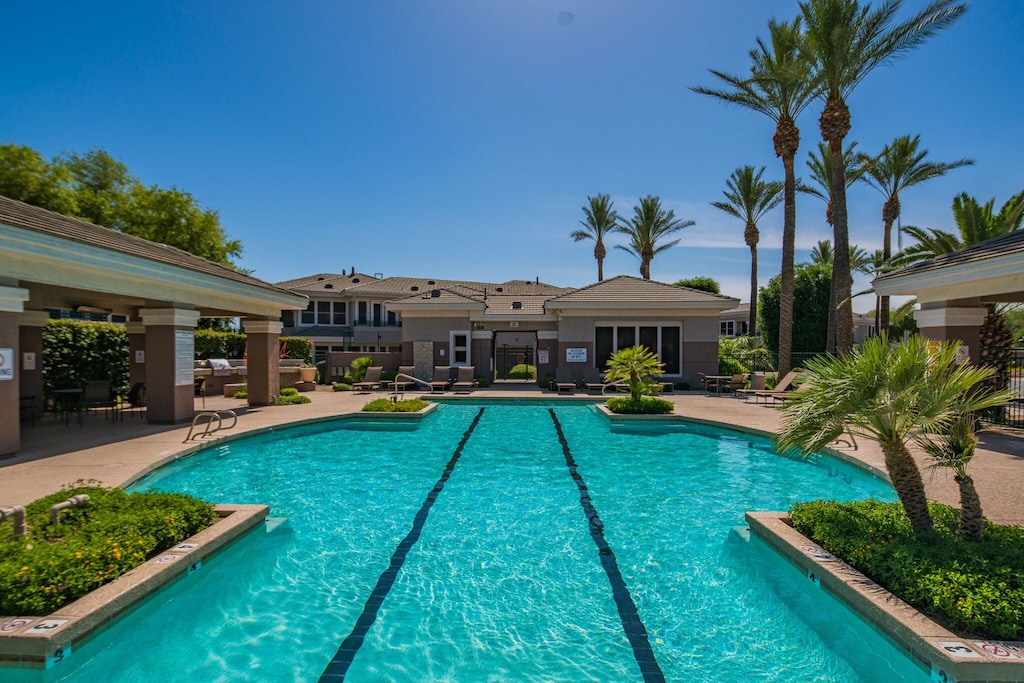 Beautiful and exceptionally located condo!