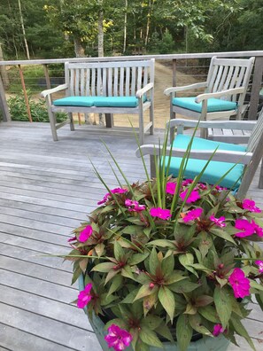 front deck seating