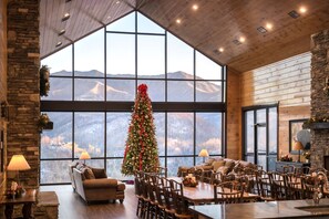 Dining room with Mountain view