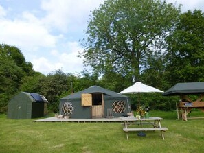 Yurt Camp Tucked Away in Nightpastures