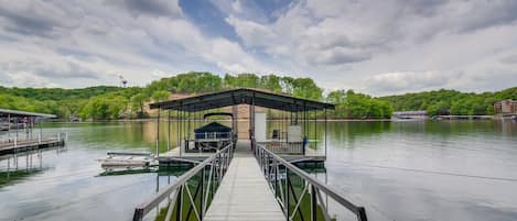 Lake Ozark Vacation Rental | 3BR | 1.5BA | 1,415 Sq Ft | Stairs Required