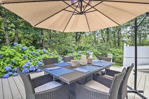 Deck | Outdoor Dining | Gas Grill