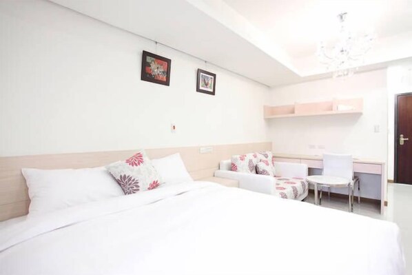 Doorstep to MetroApartment *LE