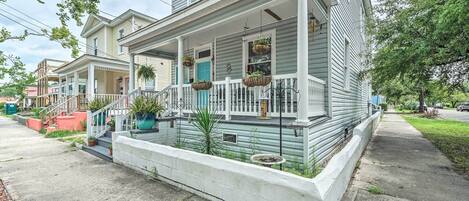 Wilmington Vacation Rental | 3BR | 1BA | 1,500 Sq Ft | Stairs Required