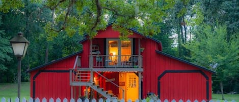 Barn in Evening