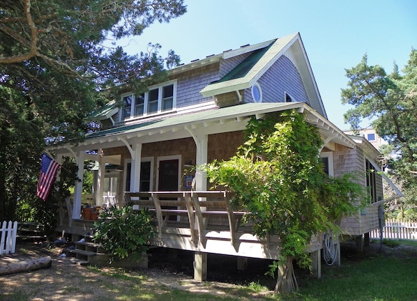 Wisteria Cottage