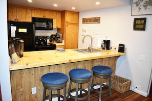 Kitchen and bar area