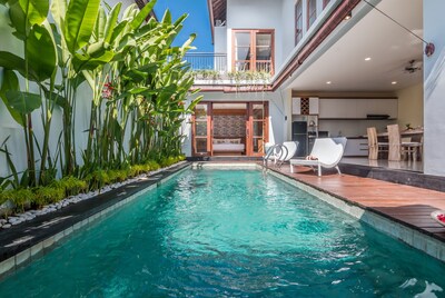 One Bedroom Villa with Private Pool 5 minutes Drive to Beach