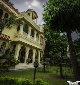 Krishna Palace: A Heritage Private Deluxe En-suite Room