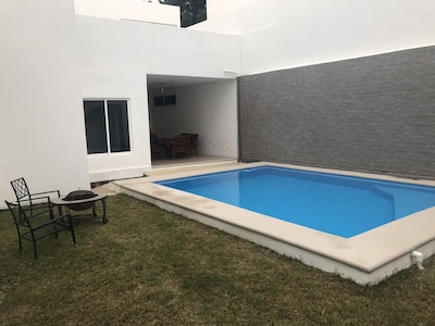 GRAN CASA CON PISCINA