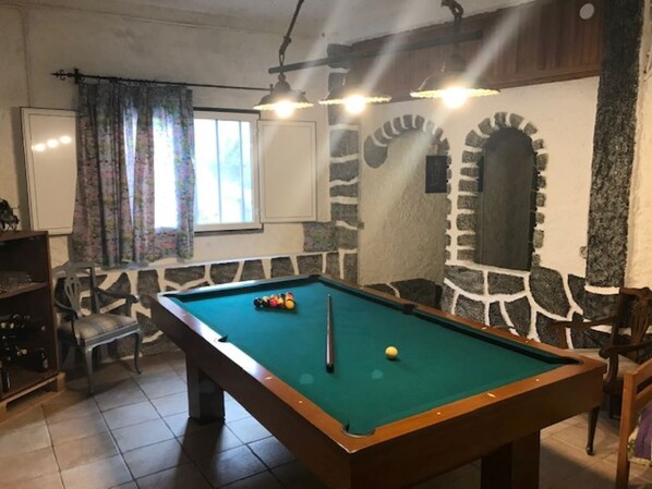 Game room