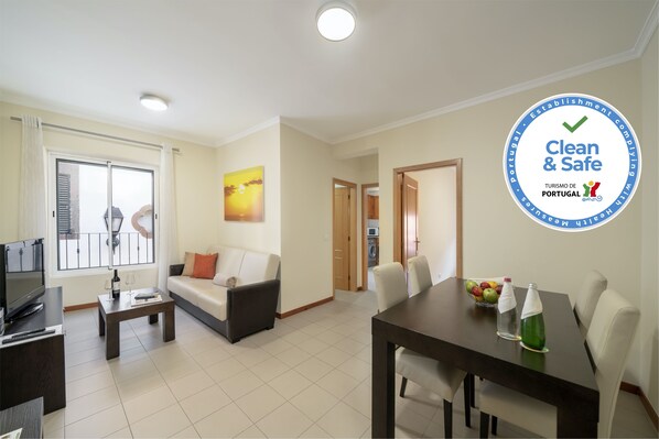 Our Madeira - Apartments In Madeira - Taberna Apt 2