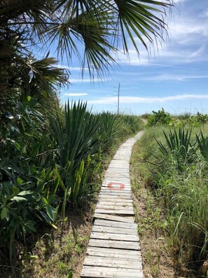 Path to Beach