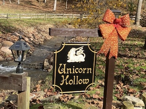 Welcome to Unicorn Hollow ... over the river and through the woods ...
