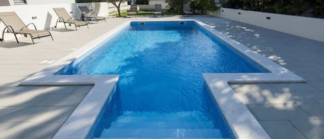 Piscine maison de vacances