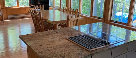 Kitchen/living area