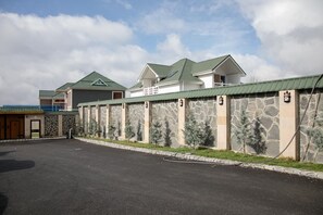 Street View - Leading to Main Entrance.