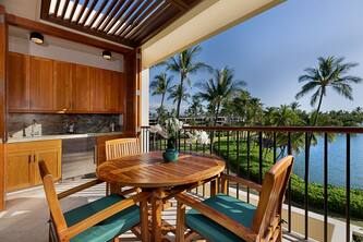 Mauna Lani Terrace A303: Oceanview Penthouse w/ AC, Shared Pool & Spa