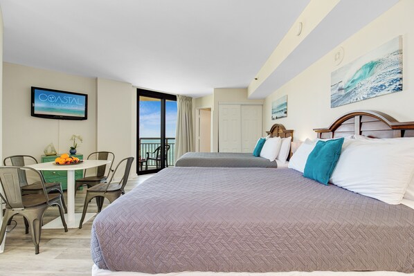Cozy haven with ocean views to soothe your soul!