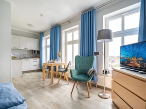 Wohnung 2 - Essbereich/Küche