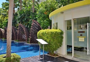1Br by the beach nicely decorated 011