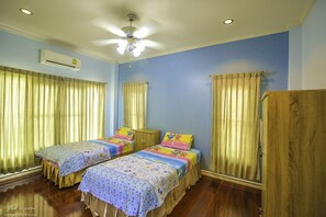 Baan San Rak By Puppap SHR074