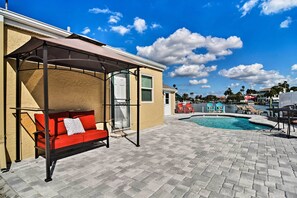 Exterior Space | Shared
